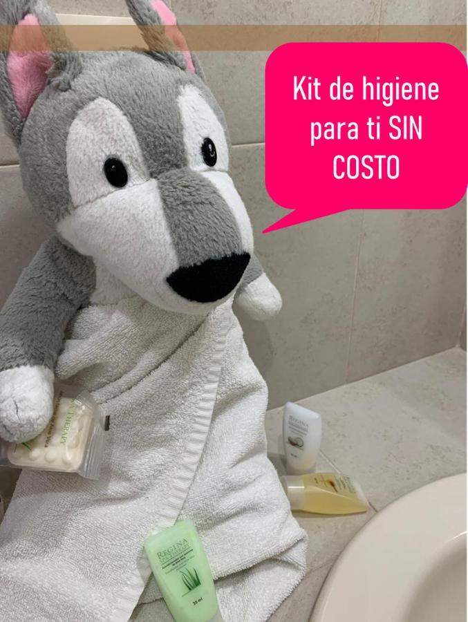 Hospedaje Parras 파라스 데 라 푸엔테 외부 사진